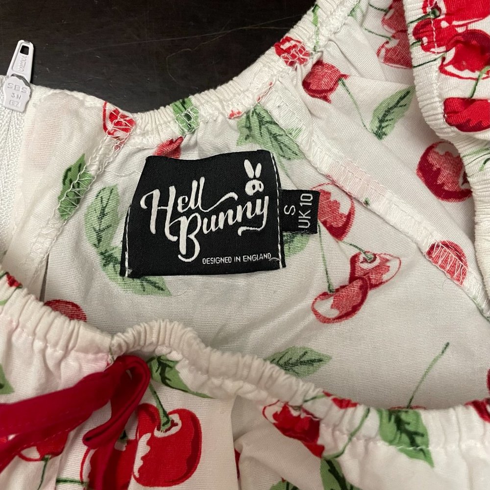 Hell Bunny milkmaid cherry shirt size small - will fit a medium as well smocked - Picture 4 of 9
